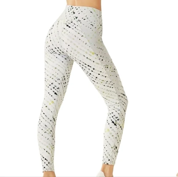 Fabletics High-Waisted Statement PowerHold Legging White Splash Print Medium - Picture 2 of 11